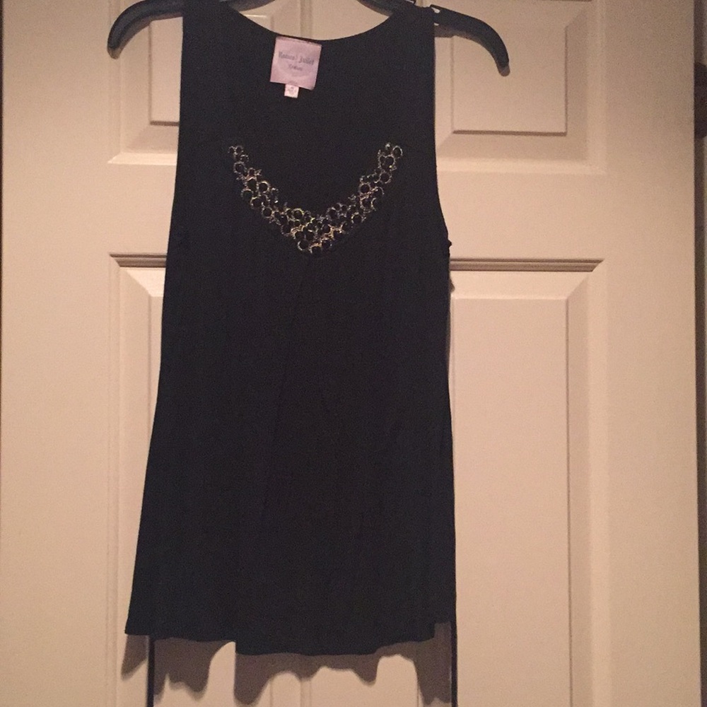 Bejeweled Sleeveless Top. Belt to adjust. M